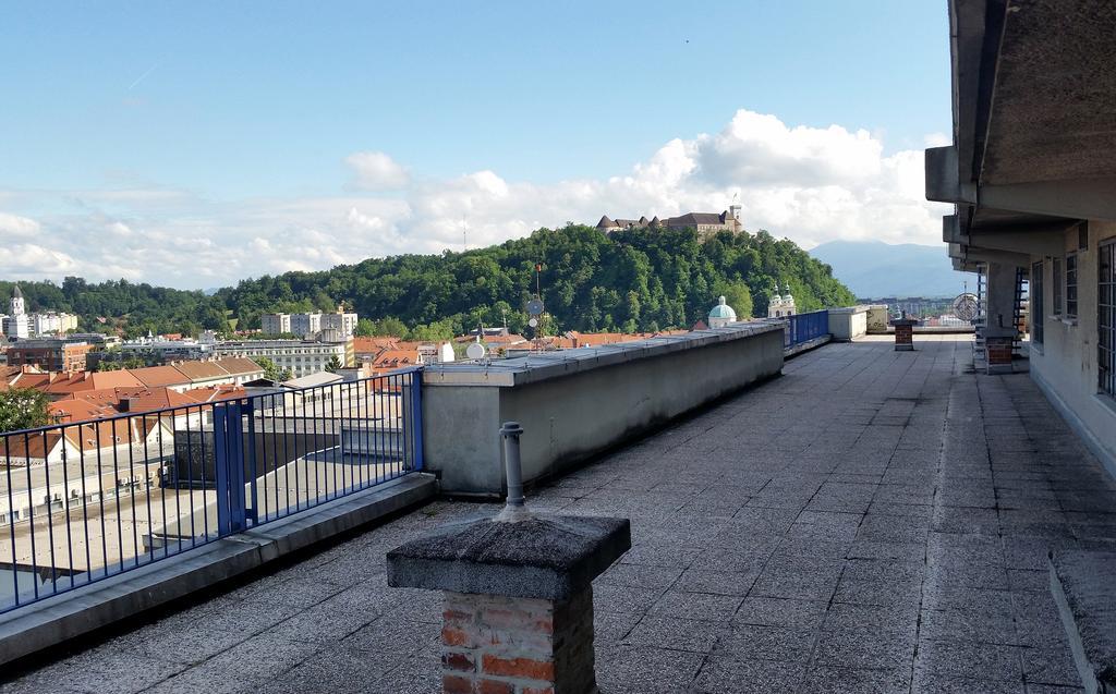 Charming Terrace Apartments Ana And Maria Tour As Ljubljana Extérieur photo