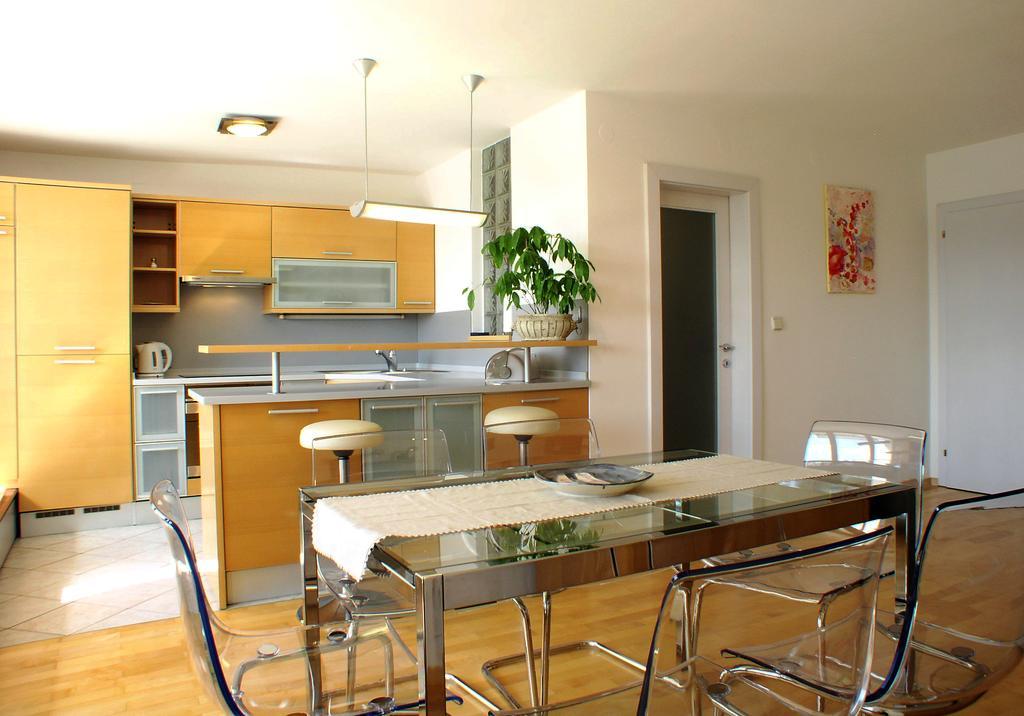 Charming Terrace Apartments Ana And Maria Tour As Ljubljana Extérieur photo